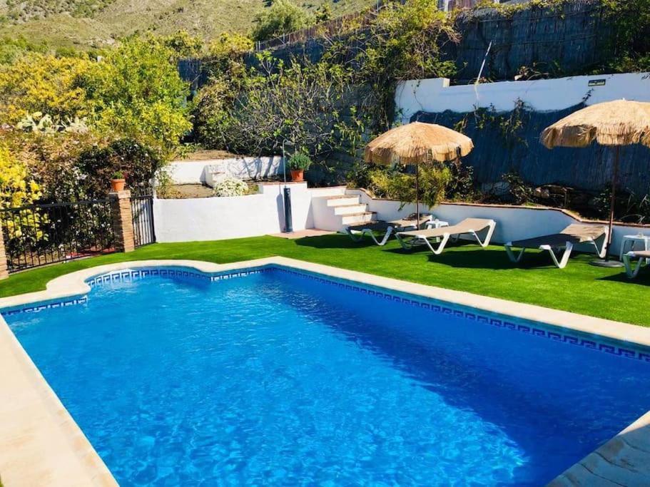 Villa En Frigiliana Con Piscina Y Jacuzzi Экстерьер фото