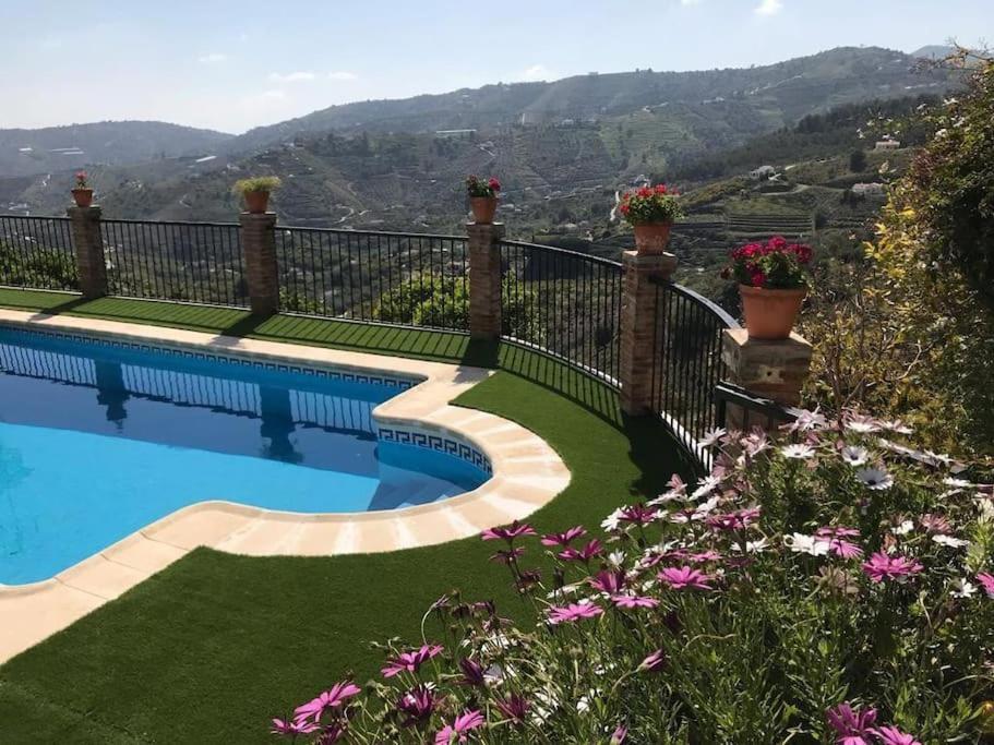 Villa En Frigiliana Con Piscina Y Jacuzzi Экстерьер фото